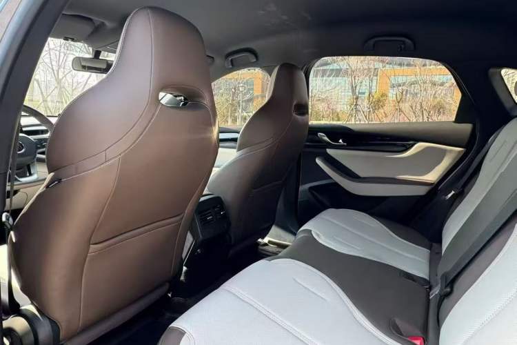 Used BYD Qin PLUS 2024 HONOR Edition DM-i 55KM Leading Model Exterior 4