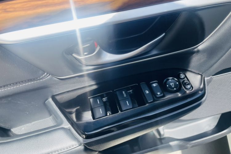 Used Honda CR-V 2019 Brilliant Edition Plus 240TURBO CVT Two-Wheel Drive Fashion Version China VI Emission Standard