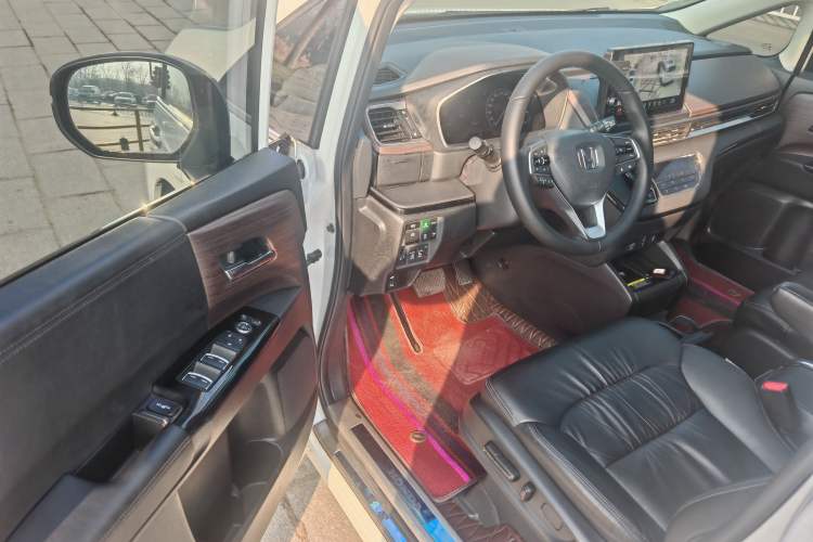 Used Honda Odyssey 2024 2.0L eHEV Sharp·Leading Edition
