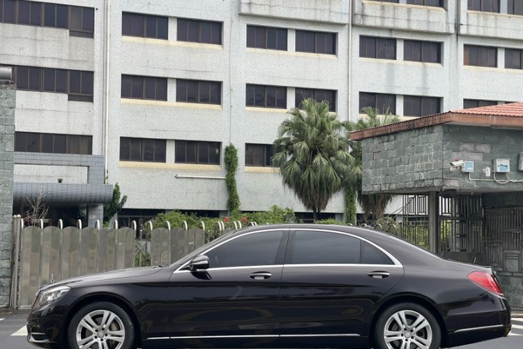 Used Mercedes-Benz S-Class 2017 S 320 L Luxury Model