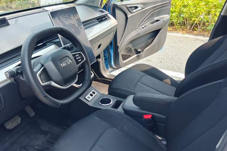 Used NETA V 2021 Standard Range Entertainment Version – Upgraded Model