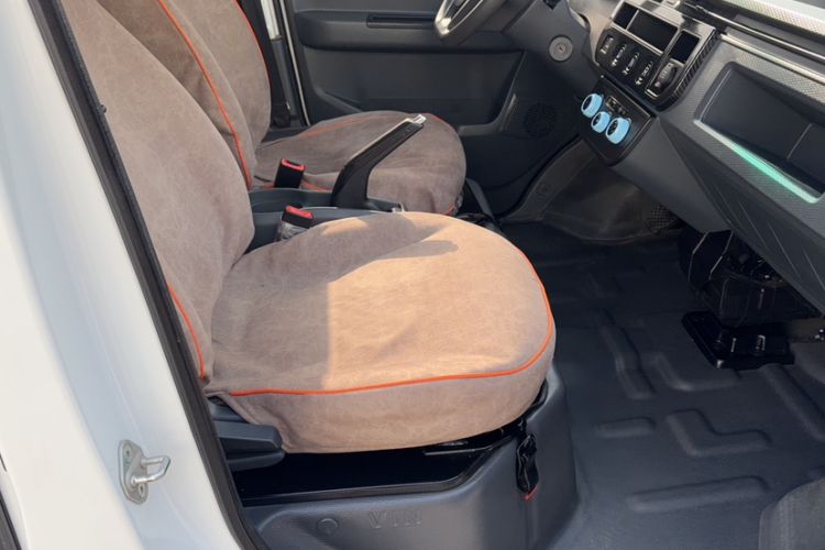 Used Farizon Xingxiang V 2023 V6E Guoxuan Hi-Tech 41.93 kWh Value Edition
