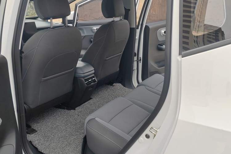 Used AION Y 2023 Plus 510 Enjoy Edition