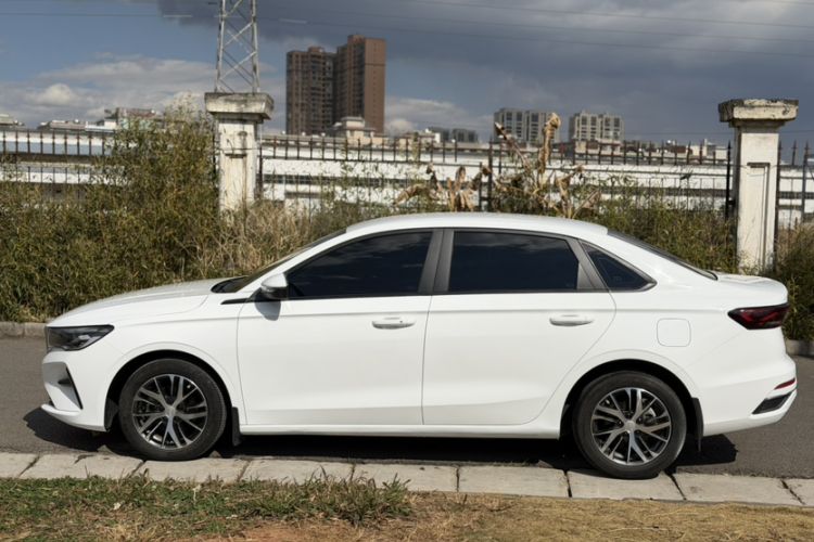 Used Geely Auto Emgrand 2023 4th Generation Champion Edition 1.5L CVT Luxury Model
