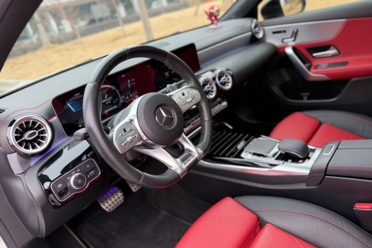 Used Mercedes-Benz A-AMG 2019 AMG A 35 L 4MATIC
