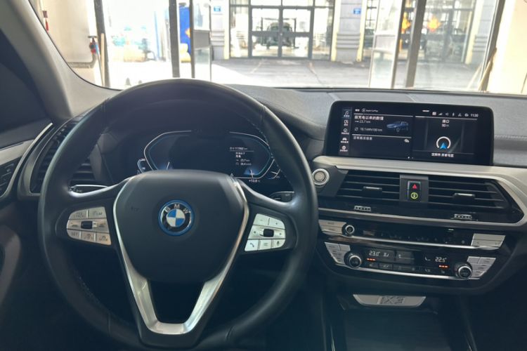 Used BMW iX3 2021 Leading Model
