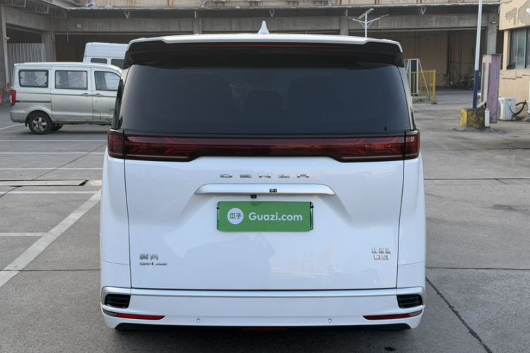 Used Denza D9 2022 DM-i 970 Four-Wheel Drive Flagship Model Exterior 5