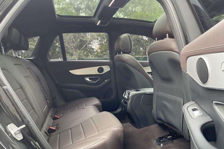 Used Mercedes-Benz GLC 2021 GLC 260 L 4MATIC Dynamic Edition