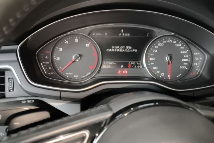 Used Audi A4L 2018 30th Anniversary Edition 30 TFSI Ambition Model Odometer Close Up