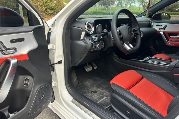 Used Mercedes-Benz A AMG 2025 AMG A 35 L 4MATIC Right Front Seat