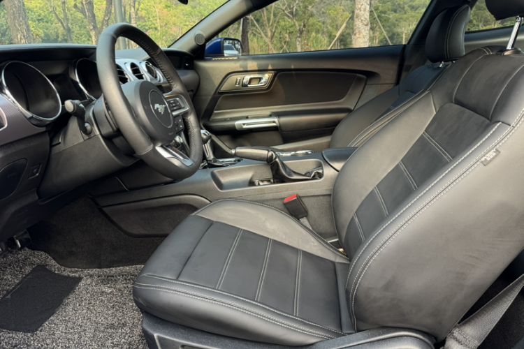 Used Ford Mustang 2015 2.3T Automatic U.S.-Spec Version