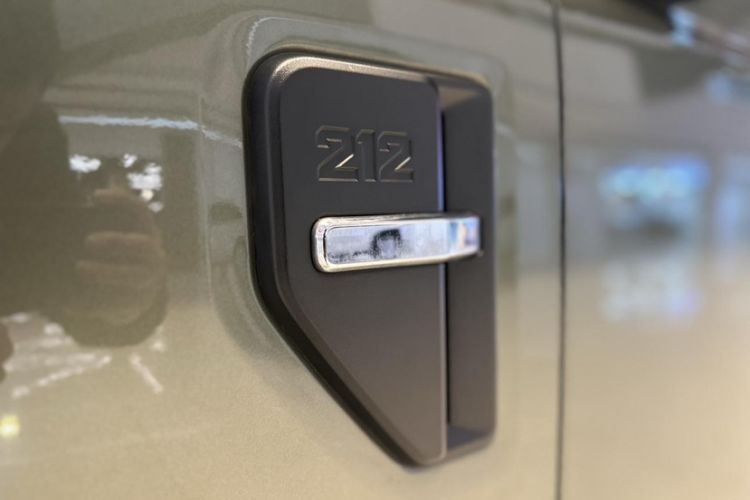 Used 212 T01 2024 2.0T Explorer