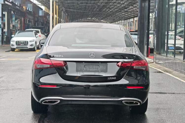 Used Mercedes-Benz E-Class 2023 Facelift E 260 L
