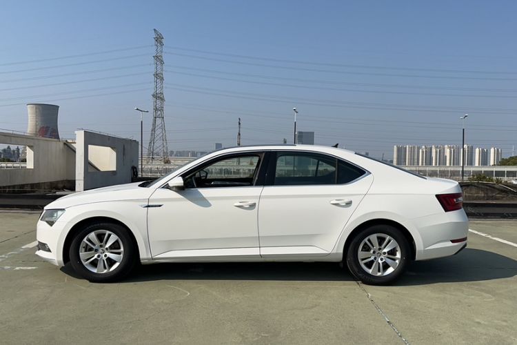 Used Skoda Superb 2016 TSI280 DSG Advanced Edition
