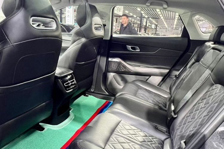 Used CHANGAN UNI-K iDD 2022 Blue Whale iDD 130km 1.5T Excellence Model