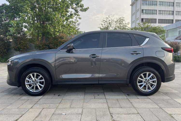 Used Mazda CX-5 2025 2.0L Automatic Two-Wheel Drive ZhiShang Pro Exterior 3