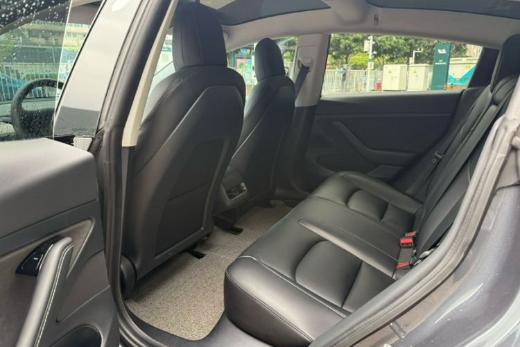 Used Tesla Model 3 2019 Standard Range Rear-Drive Upgraded Version Interior 2