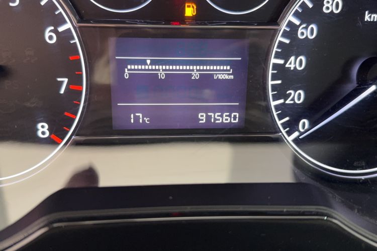 Used Nissan Tiida 2011 1.6L Manual Smart Version