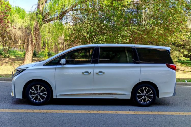 Used GAC Trumpchi M8 2021 Lingxiu Series 390T Luxury Edition Exterior 3