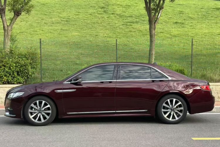 Used Lincoln Continental 2019 2.0T Two-Wheel Drive Luxury Edition China VI Standard
