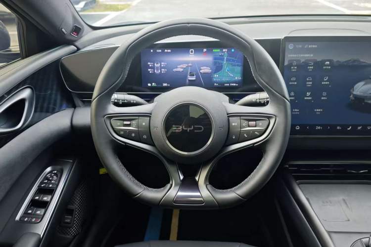 Used BYD Seal 2025 650 Long-Range Version
