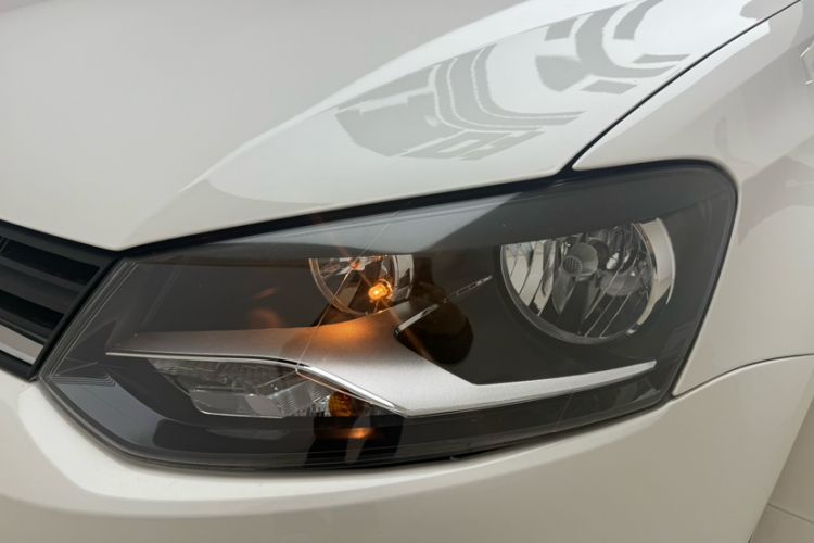 Used Volkswagen Polo 2016 1.4L Automatic Trendy Model Left Front Headlight