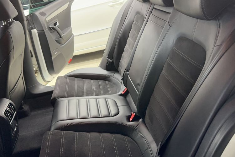 Used Volkswagen FAW-Volkswagen CC 2016 2.0 TSI Luxury Model
