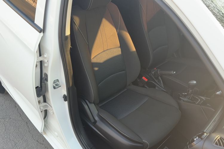 Used CHANGAN Alsvin 2019 1.4L Manual Comfort Edition China VI Standard