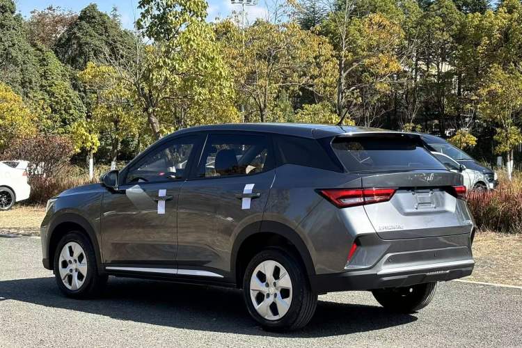 Used Wuling Alvez 2022 1.5L Manual Free-Style Model