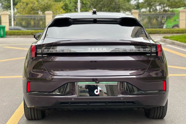 Used Zeekr 001 2022 Ultra-Long Range Dual-Motor YOU Version
