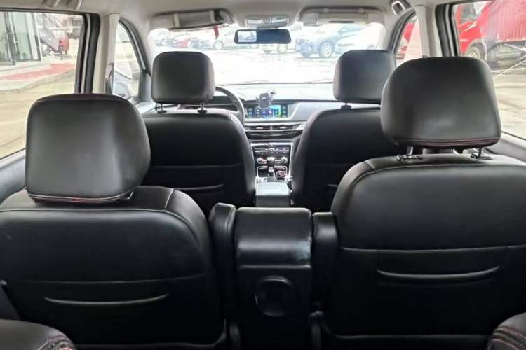 Used CHANGAN OSHAN A600EV 2021 EV model Interior 4