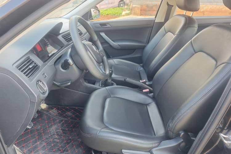 Used Volkswagen Santana 2016 1.4L Manual Fashion Edition