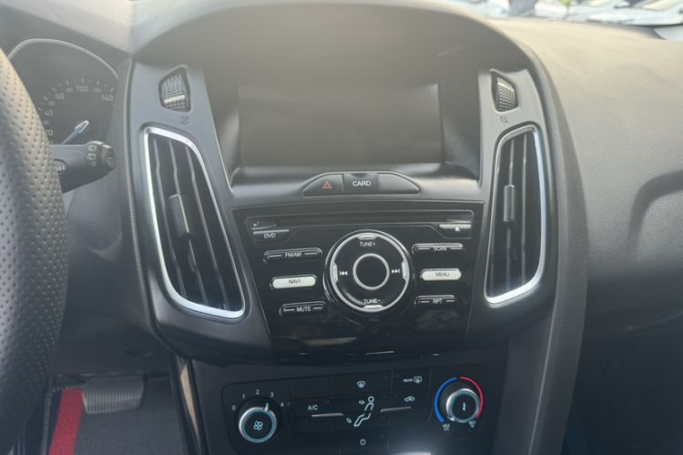 Used Ford Focus 2018 Hatchback Classic 1.6L Automatic Trendy SmartDrive Edition