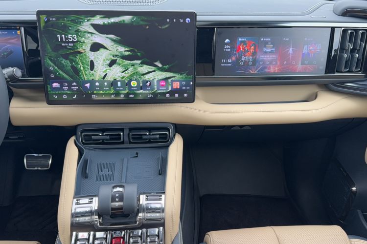 Used Formula Leopard Leopard 5 2023 Navigator Edition