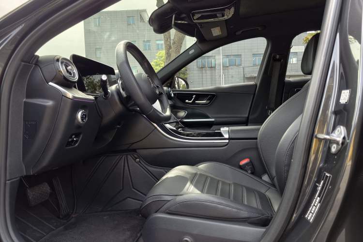 Used Mercedes-Benz C-Class 2023 C 260 L Bright Night Sports Edition Interior 2