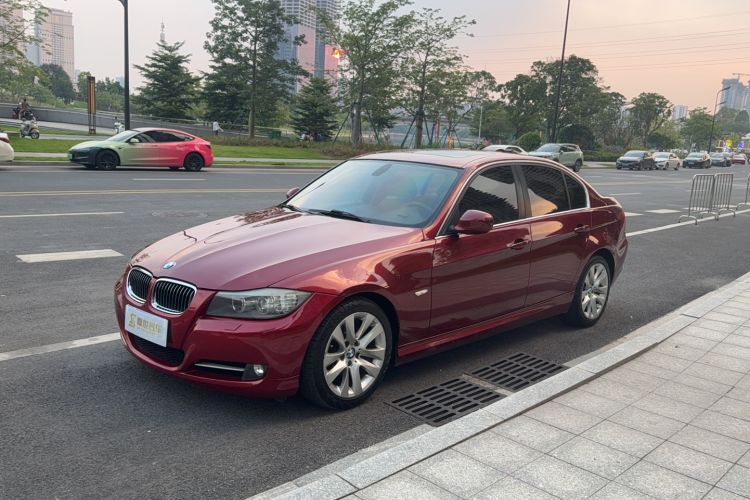 Used BMW 3 Series 2010 320i Luxury Model