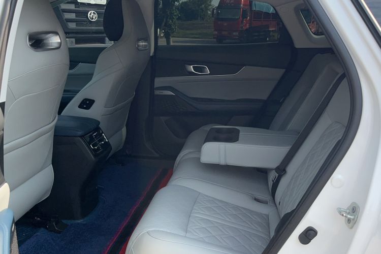 Used CHANGAN UNI-K iDD 2022 Blue Whale iDD 130km 1.5T Prestige Model Interior 4