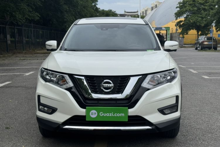 Used Nissan X-Trail 2022 Revised Version 2.0L Two-Wheel Drive Smart Connect & Comfort Edition
