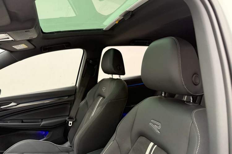 Used Volkswagen Golf 2021 280TSI DSG R-Line Headliner