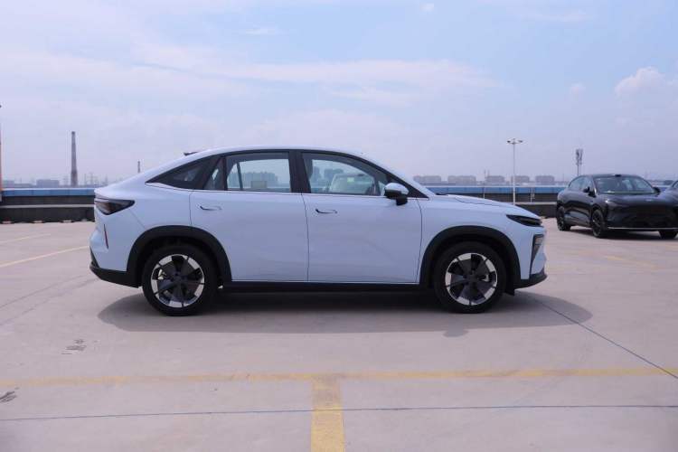 Used Livan Livan 7 2024 605 km Executive Glory Edition
