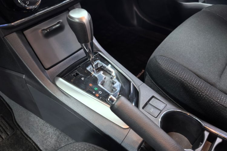 Used Toyota Corolla 2014 1.6L CVT GL