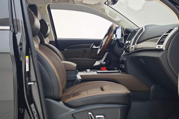 Used Haval H9 2017 2.0T Gasoline 4x4 Premium 5-Seater