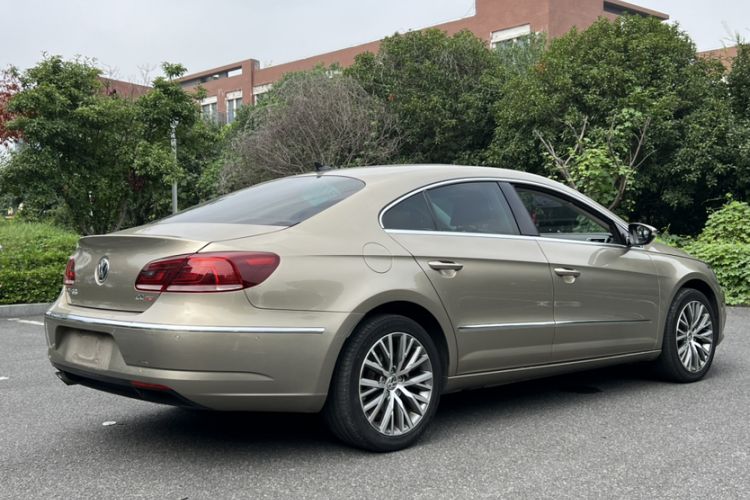 Used Volkswagen FAW-Volkswagen CC 2015 2.0 TSI Ultimate Model
