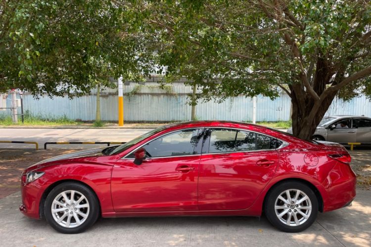 Used Mazda Atenza 2015 2.0L Blue Sky Luxury Edition