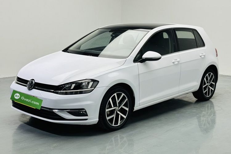 Used Volkswagen Golf 2018 230TSI Automatic Luxury Version

