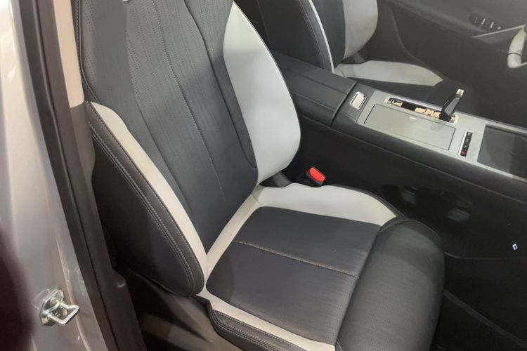 Used Geely Auto FX11 2024 1.5TD DCT Prestige Edition
