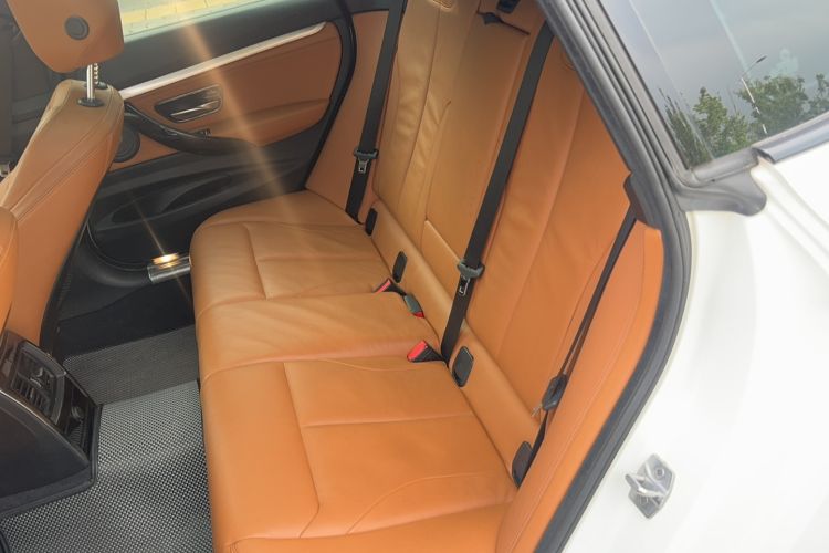 Used BMW 3 Series GT 2018 330i xDrive M Sport Edition Left Rear Seat