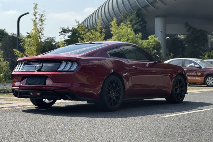 Used Ford Mustang 2018 2.3L EcoBoost
