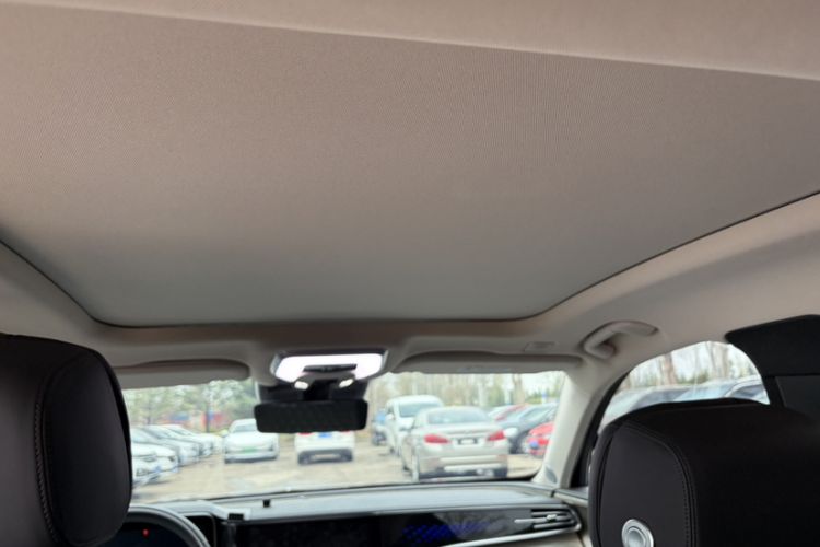 Used Hongqi H9 2022 2.0T Smart Connect Flagship Edition Interior 6