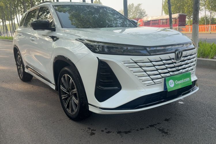 Used CHANGAN CS75 PLUS 2024 3rd Generation Champion Edition 2.0T Intelligent Drive Performance Model Exterior 7